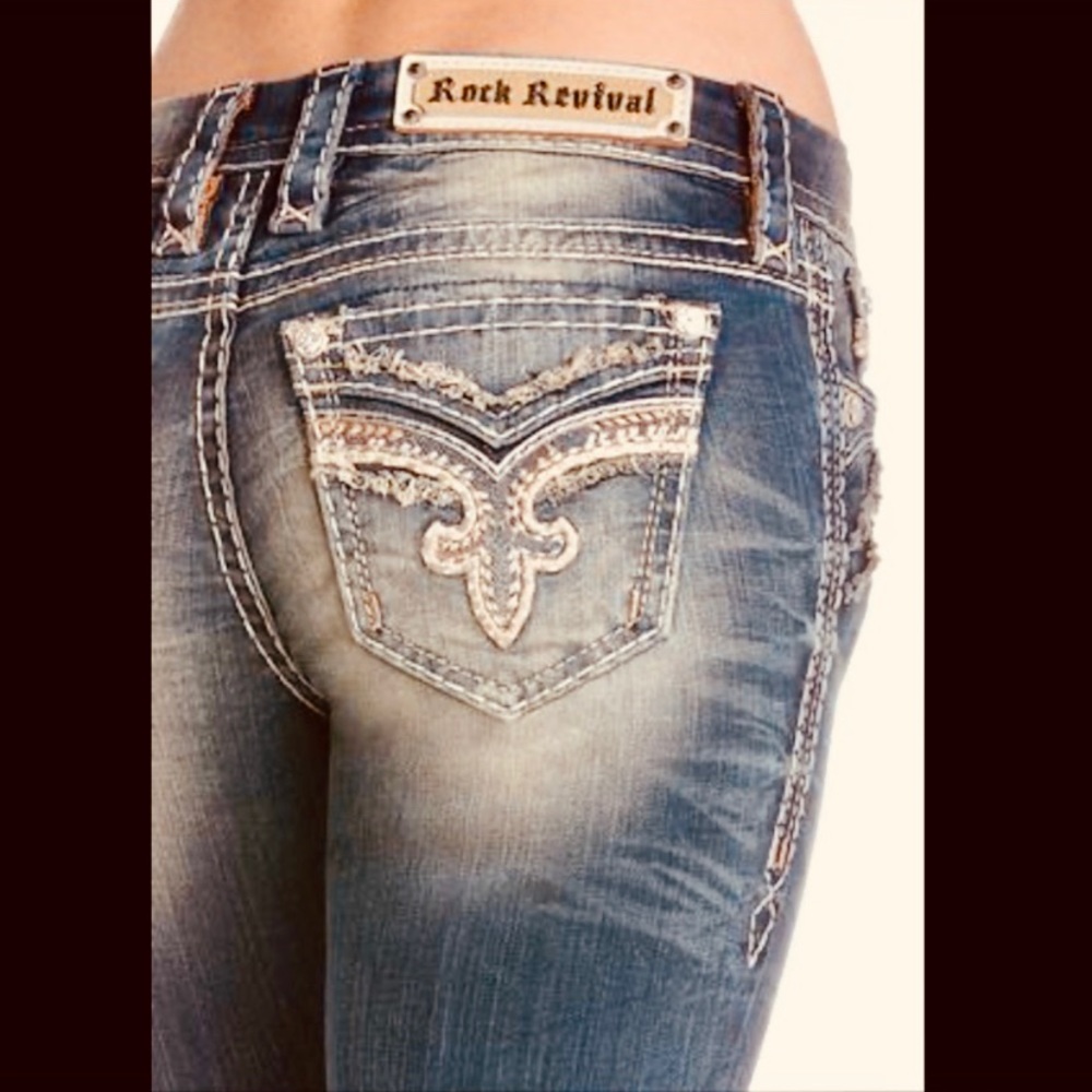 NWT Rock Revival “Randi” Ankle Skinny Jeans